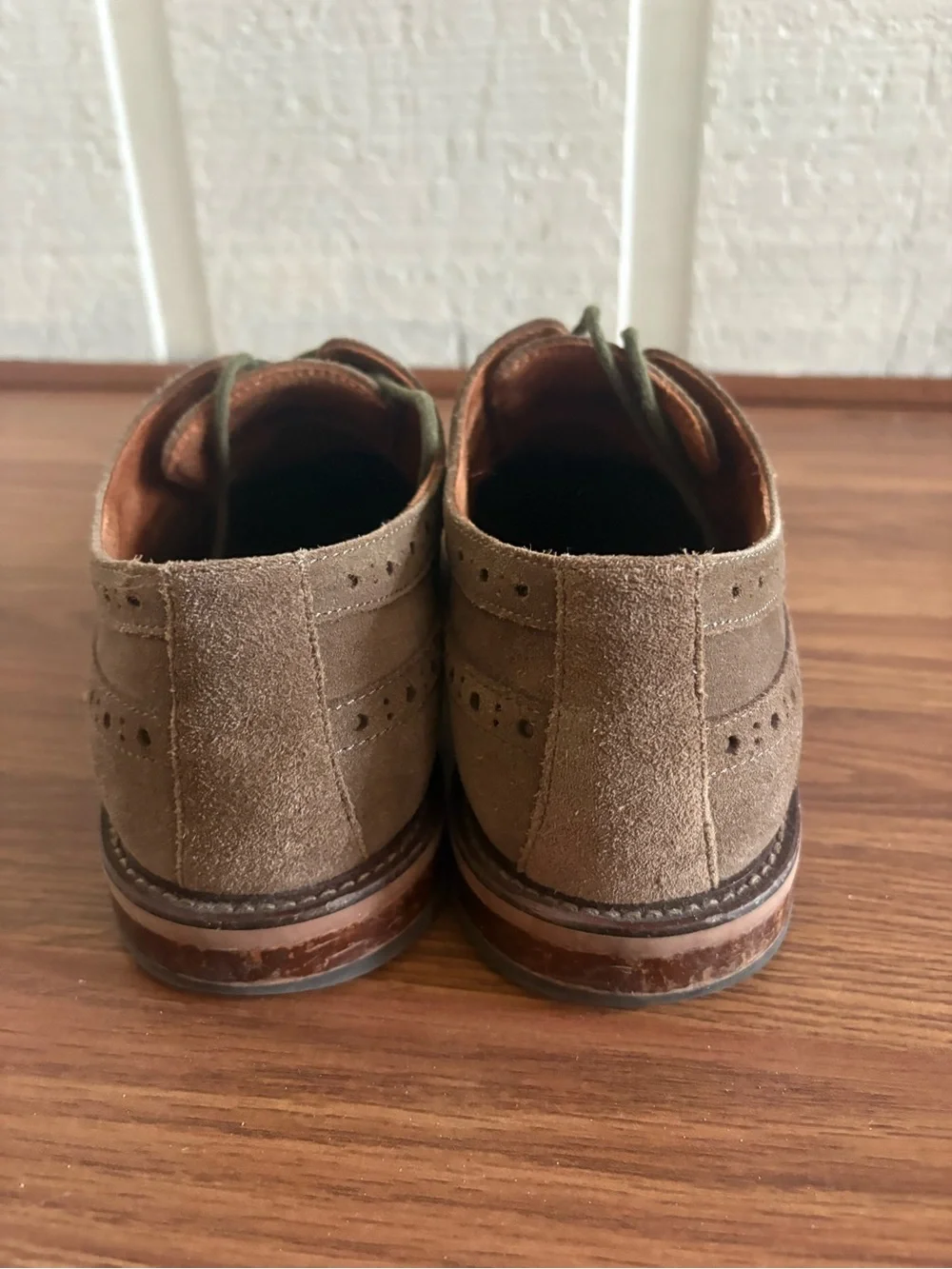 Men's Stacy Adams Brown Suede Wingtip Dress Shoes, size 12